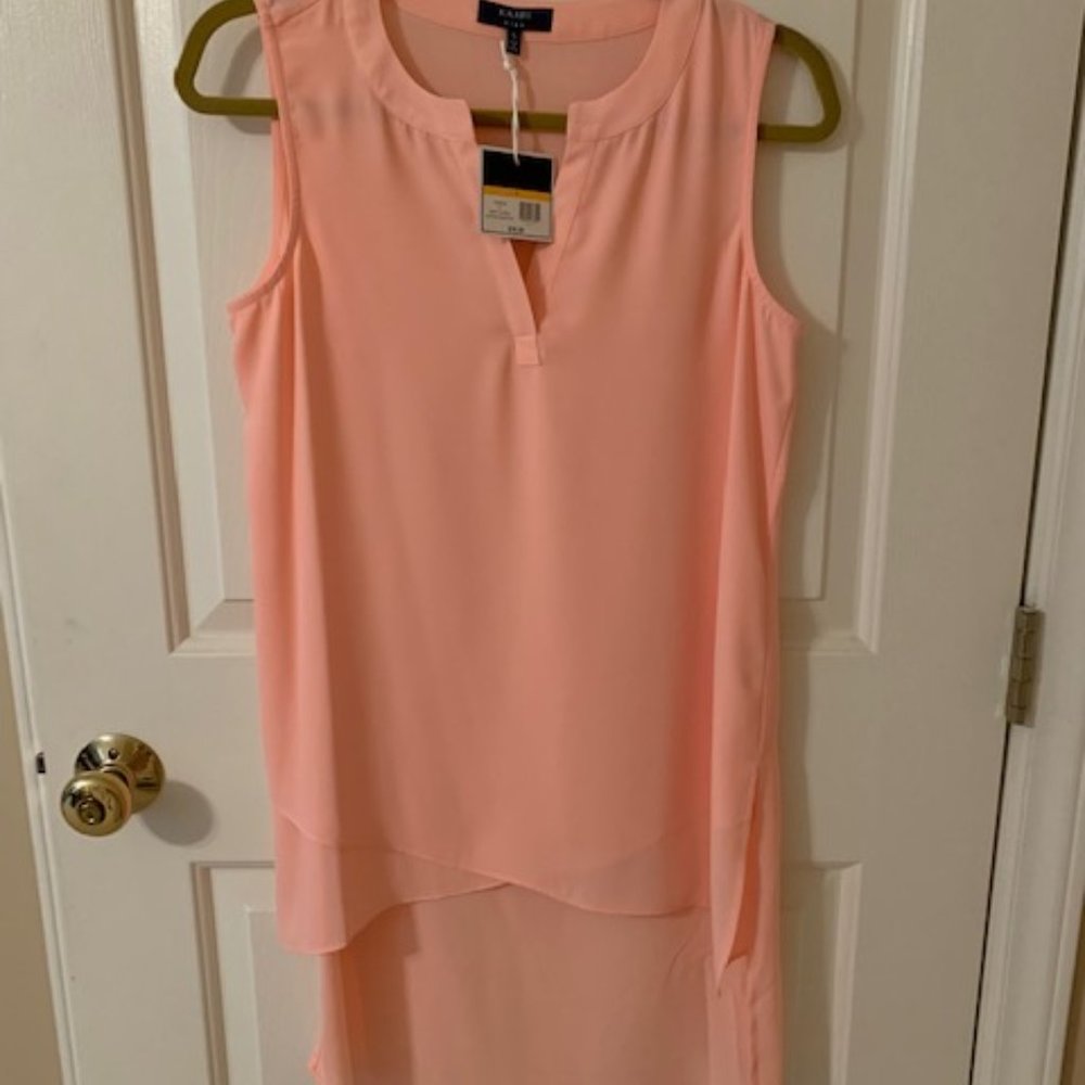 Sleeveless tunic